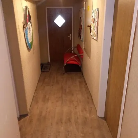 ゲストハウス Crazy *